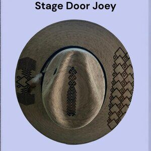Hat. Men’s Palm Braid Hat in “Stage Door Joey” design